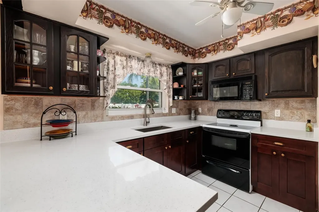 11623 84th Avenue Seminole FL 33772
