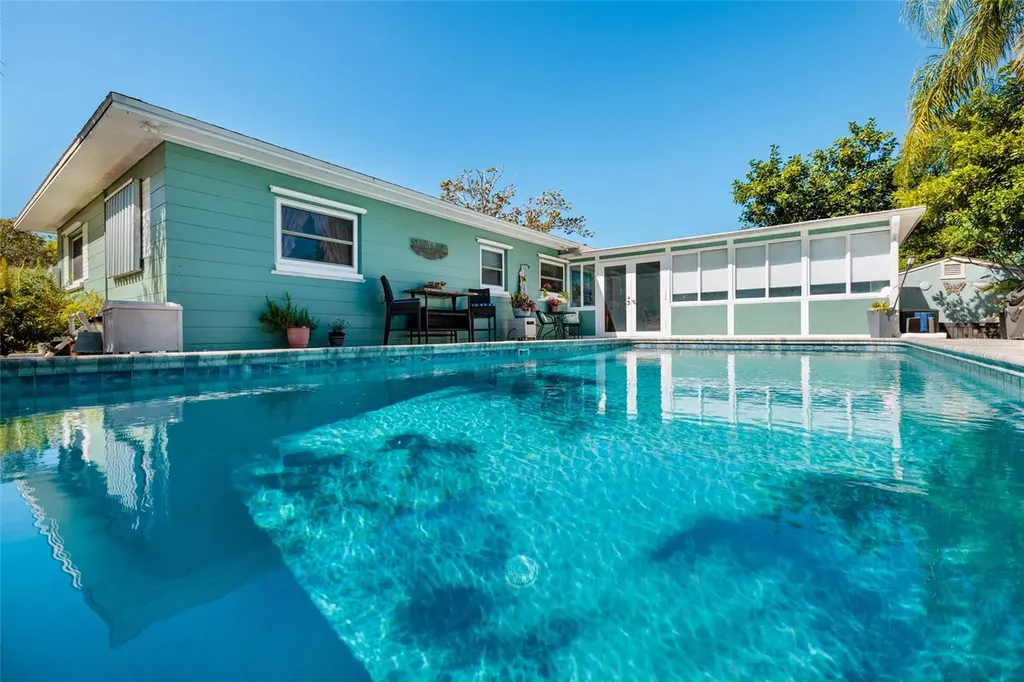11623 84th Avenue Seminole FL 33772