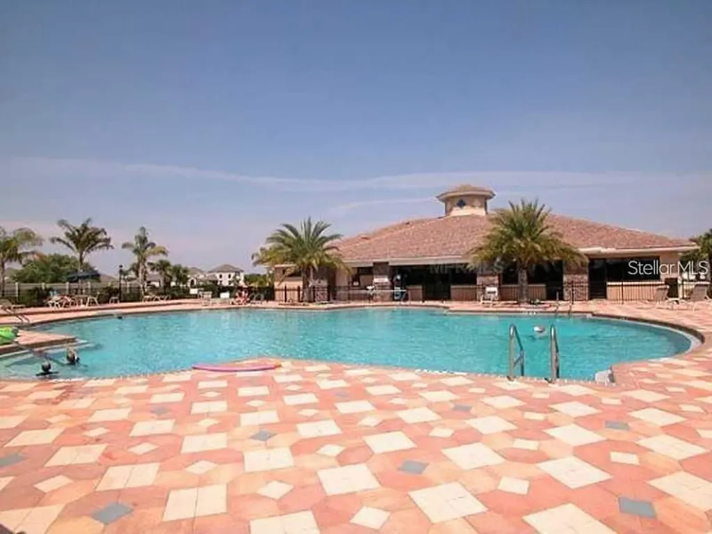 915 Fairwaycove Lane Bradenton FL 34212