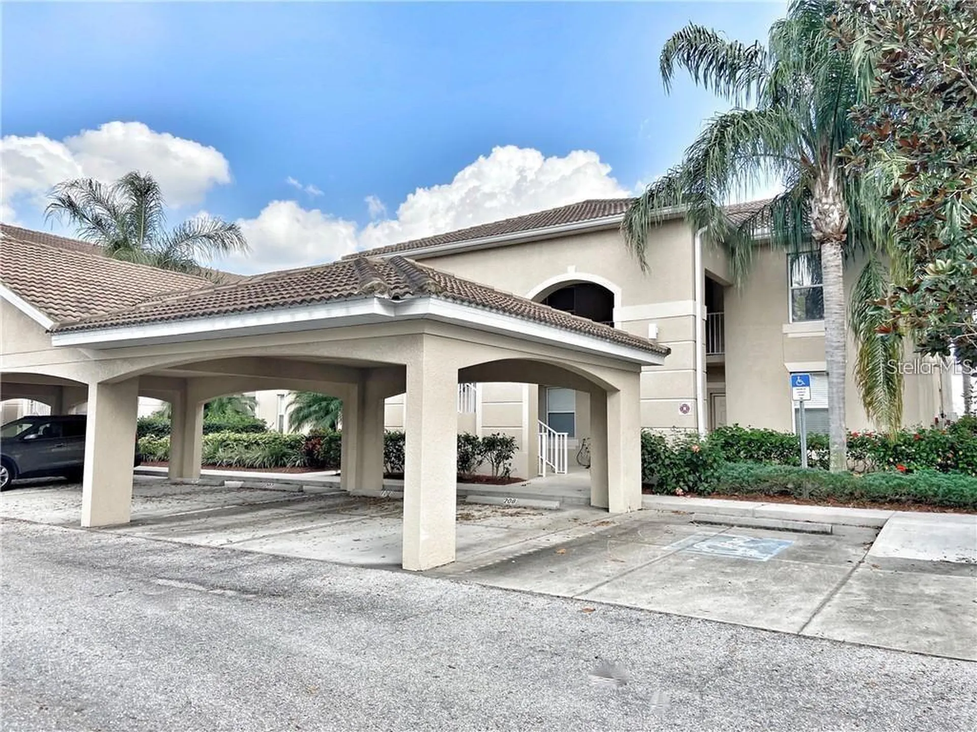 915 Fairwaycove Lane Bradenton FL 34212