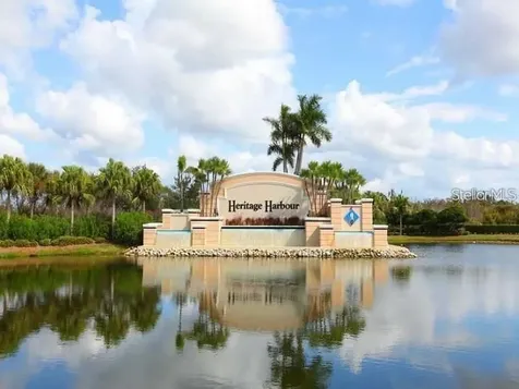 915 Fairwaycove Lane Bradenton FL 34212