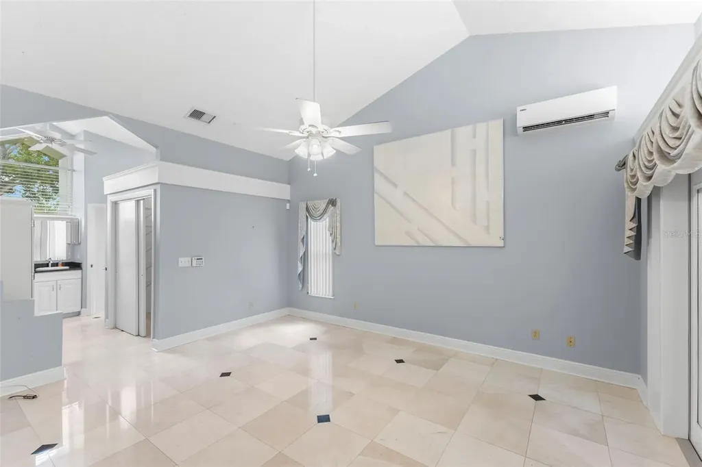 1404 Oxfordshire Court Brandon FL 33510