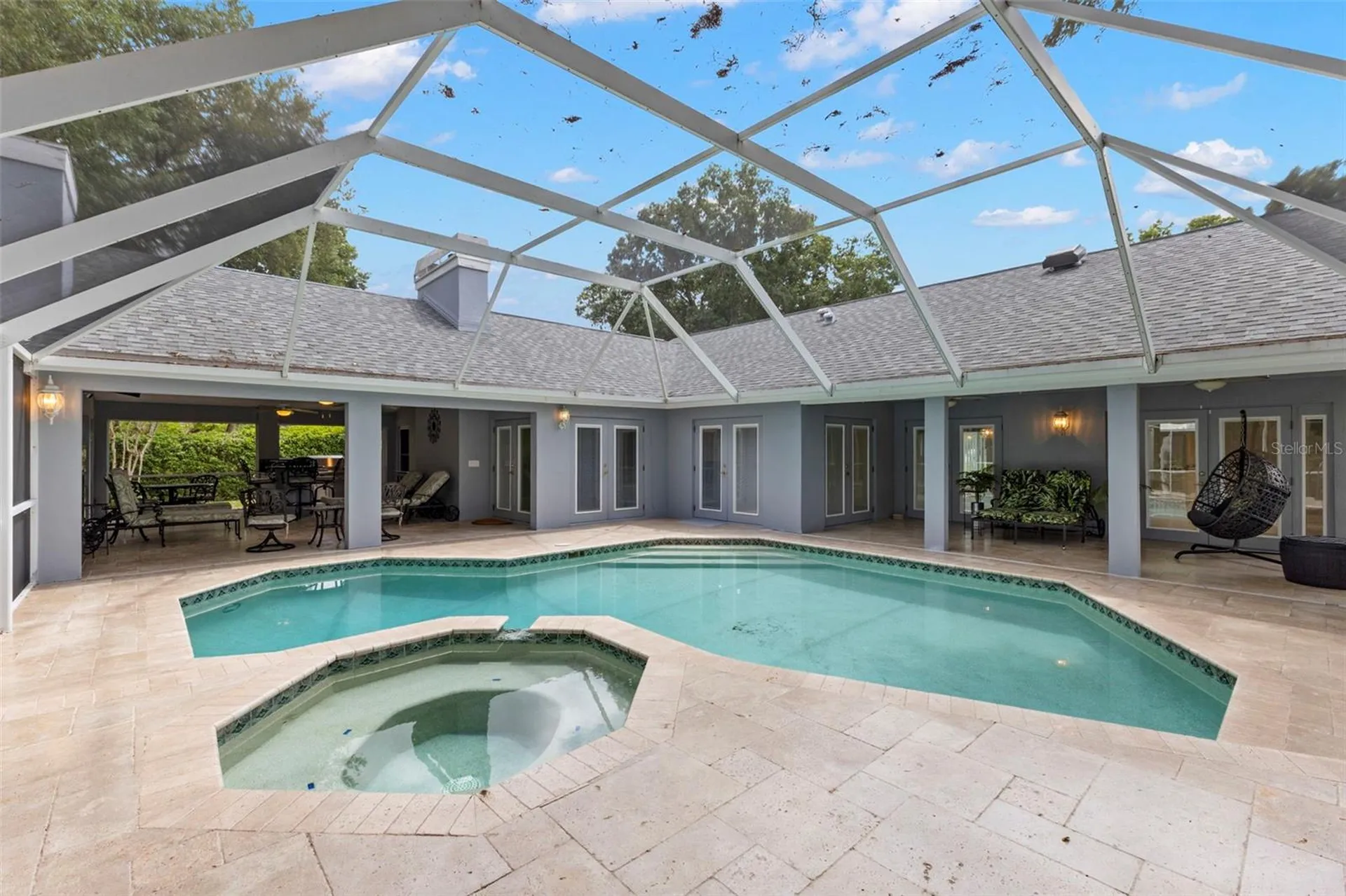 1404 Oxfordshire Court Brandon FL 33510