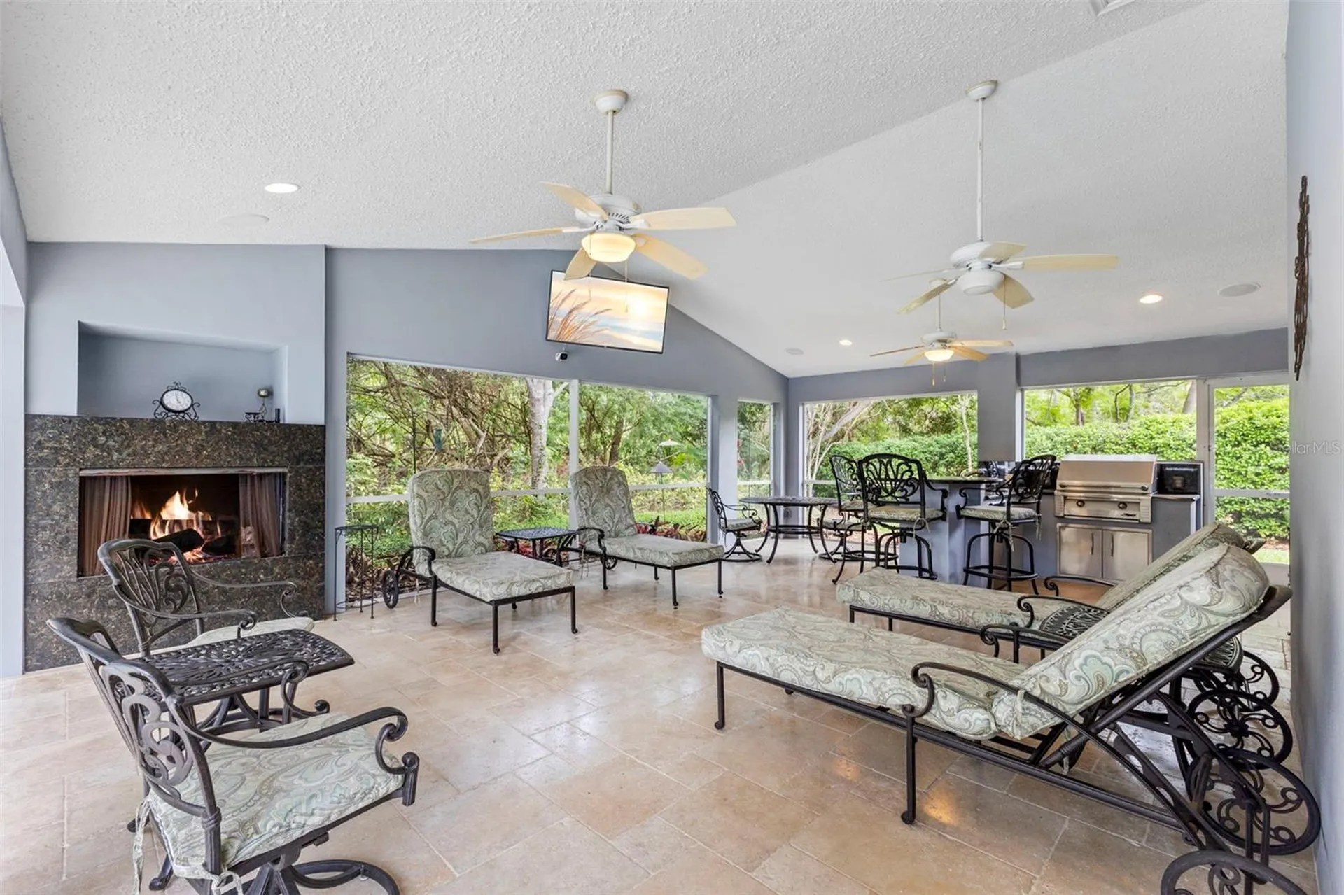 1404 Oxfordshire Court Brandon FL 33510