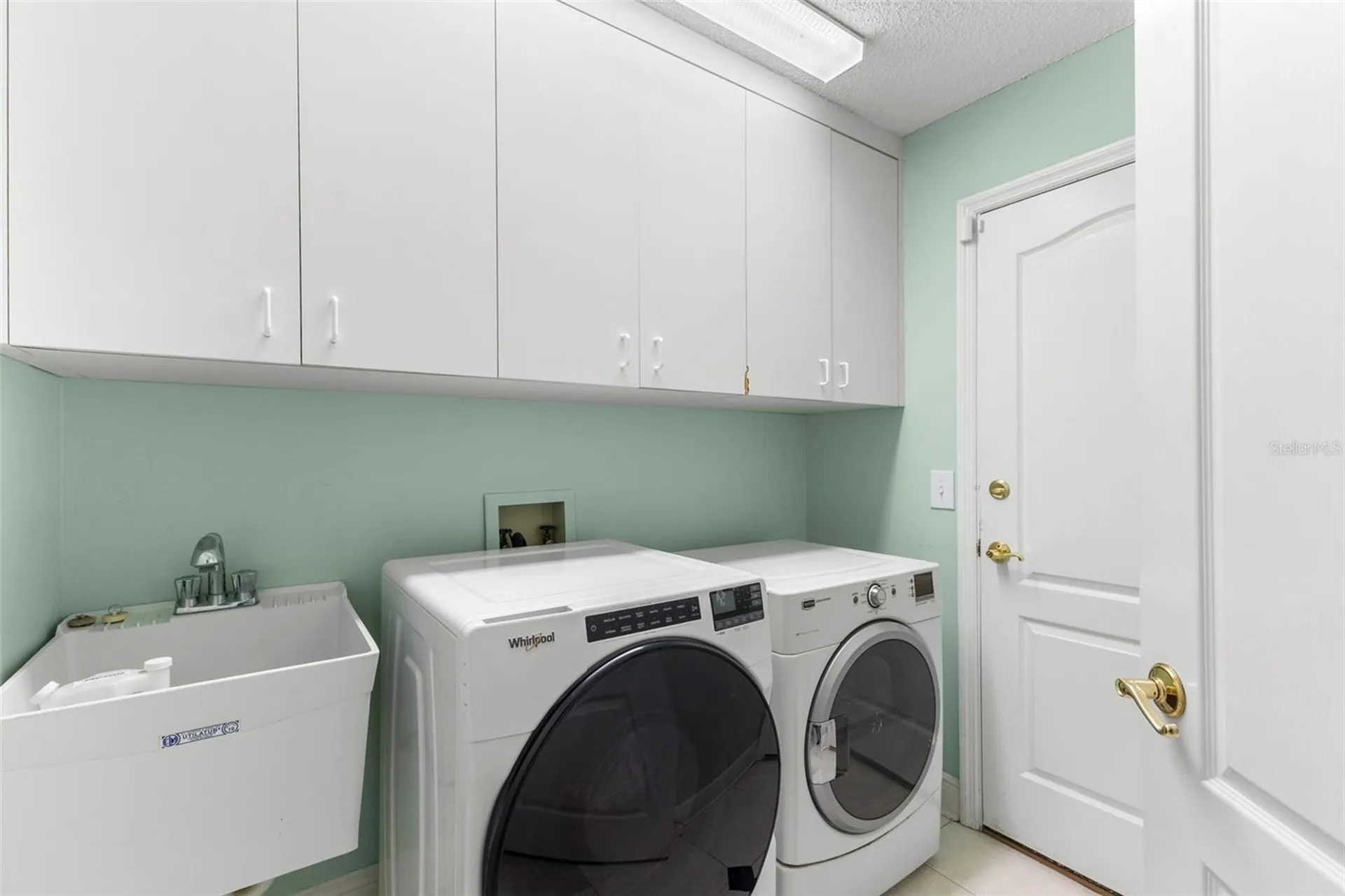 1404 Oxfordshire Court Brandon FL 33510