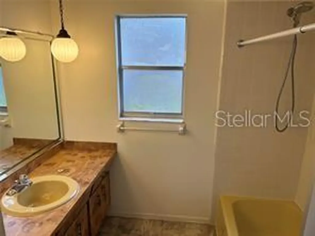 8873 Tami Street Seminole FL 33772