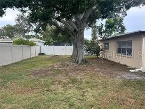 8873 Tami Street Seminole FL 33772