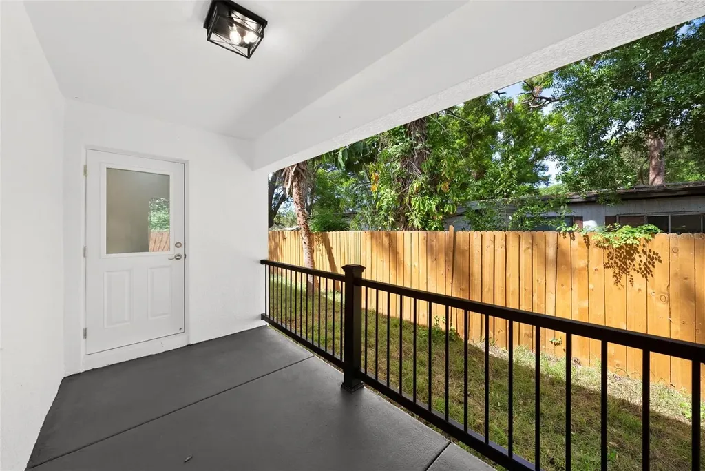 5062 80th Lane N St Petersburg FL 33709