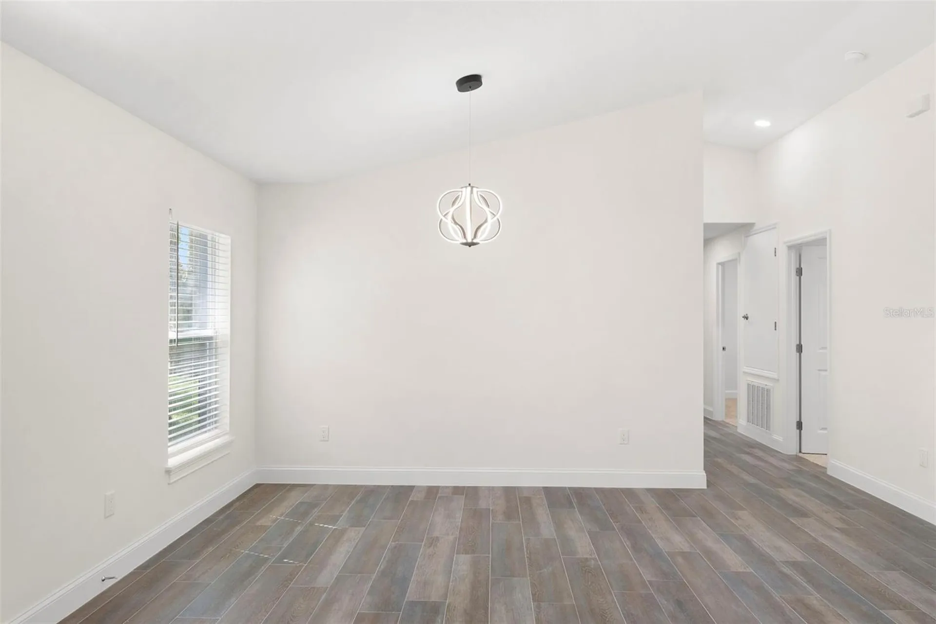 5062 80th Lane N St Petersburg FL 33709