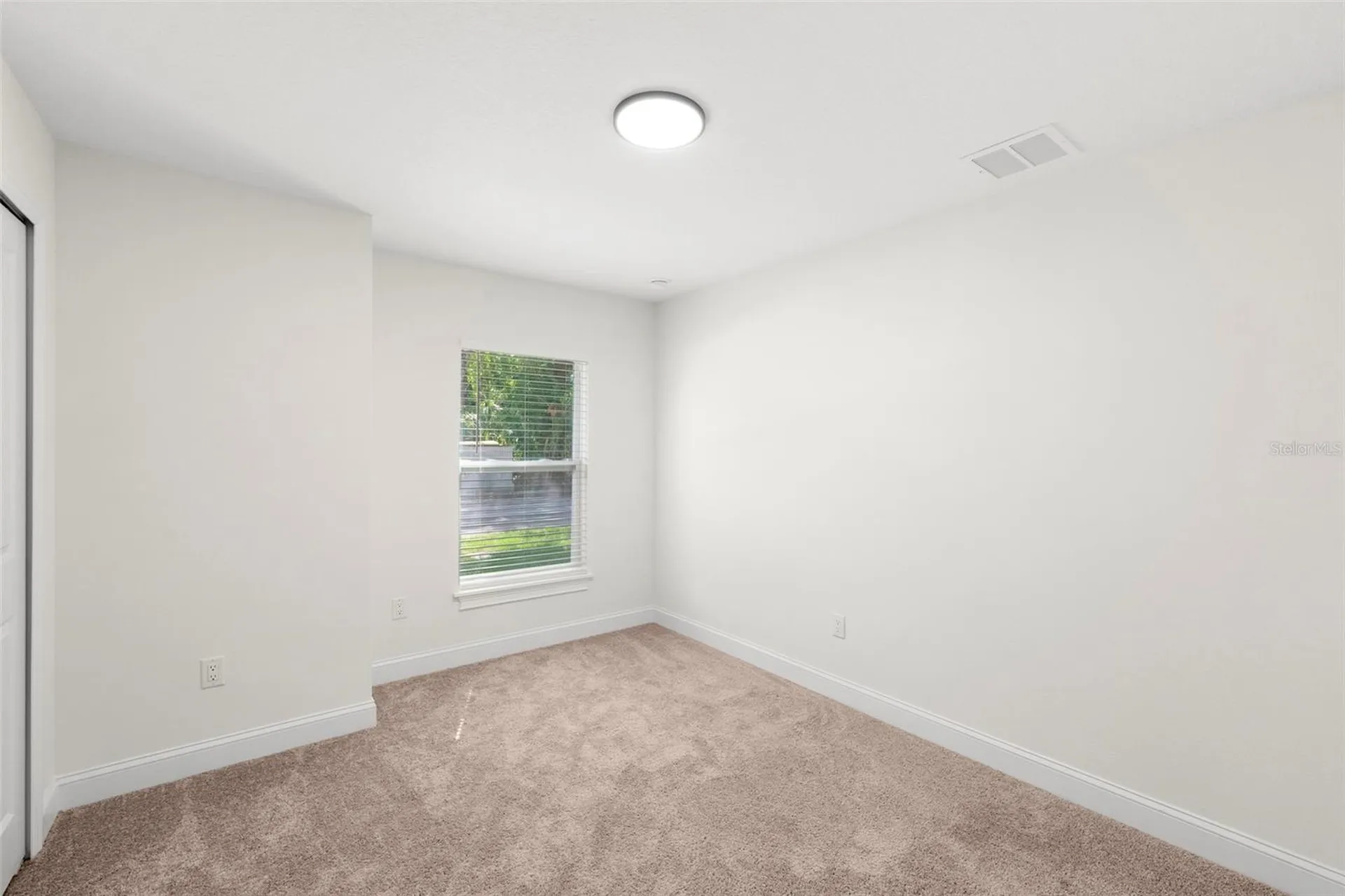 5062 80th Lane N St Petersburg FL 33709