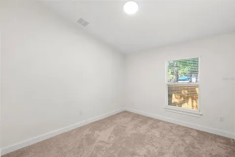 5062 80th Lane N St Petersburg FL 33709