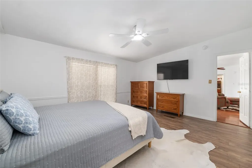 20361 1st Street Mc Intosh FL 32664