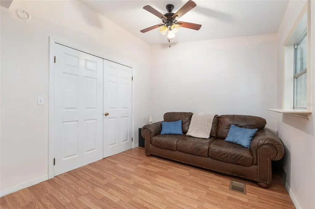 20361 1st Street Mc Intosh FL 32664