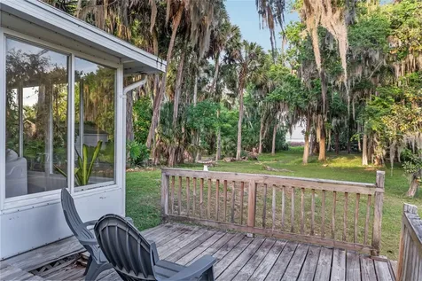 20361 1st Street Mc Intosh FL 32664