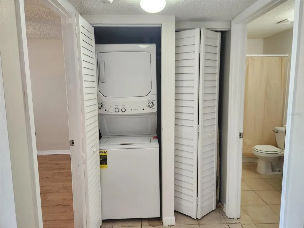 803 Lake Haven Square Brandon FL 33511
