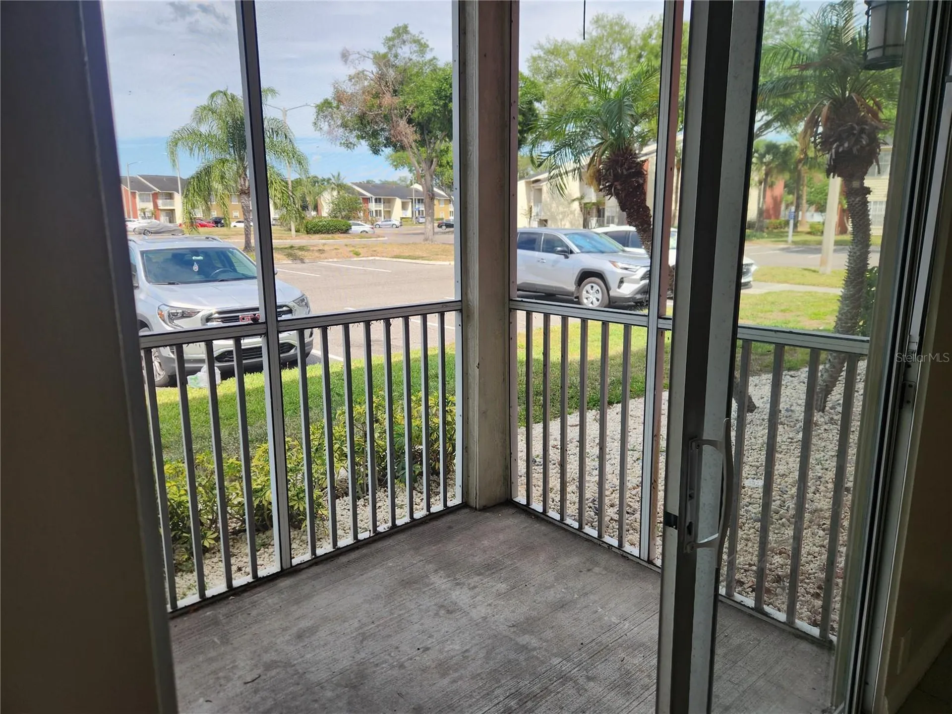 803 Lake Haven Square Brandon FL 33511