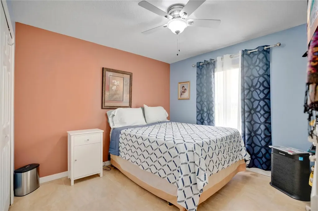 18 Angeles Road Debary FL 32713