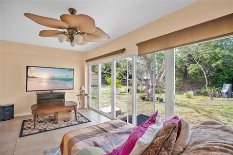 18 Angeles Road Debary FL 32713