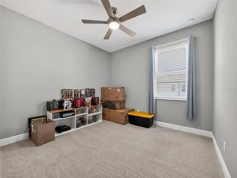 1673 Suttonset Trail Zephyrhills FL 33541