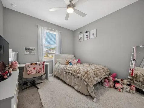 1673 Suttonset Trail Zephyrhills FL 33541