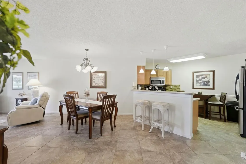 6077 Bahia Del Mar Boulevard St Petersburg FL 33715