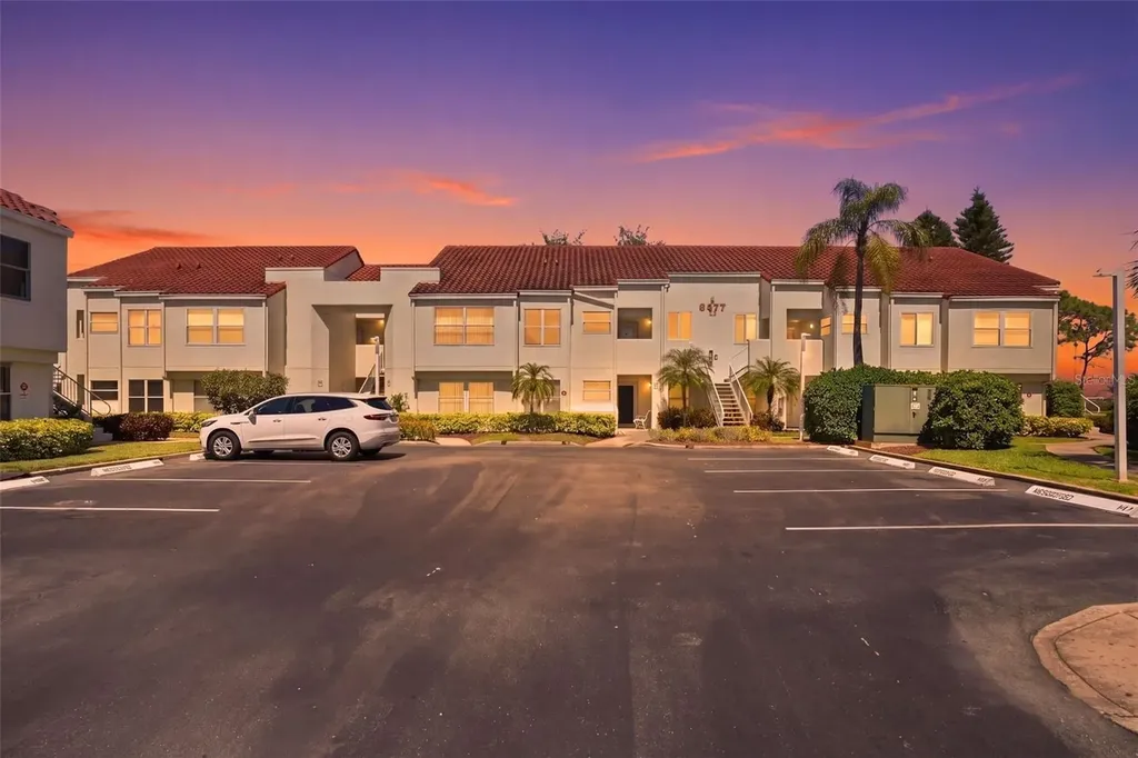 6077 Bahia Del Mar Boulevard St Petersburg FL 33715