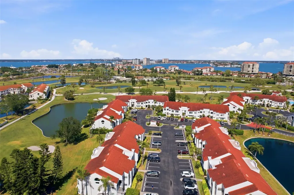 6077 Bahia Del Mar Boulevard St Petersburg FL 33715