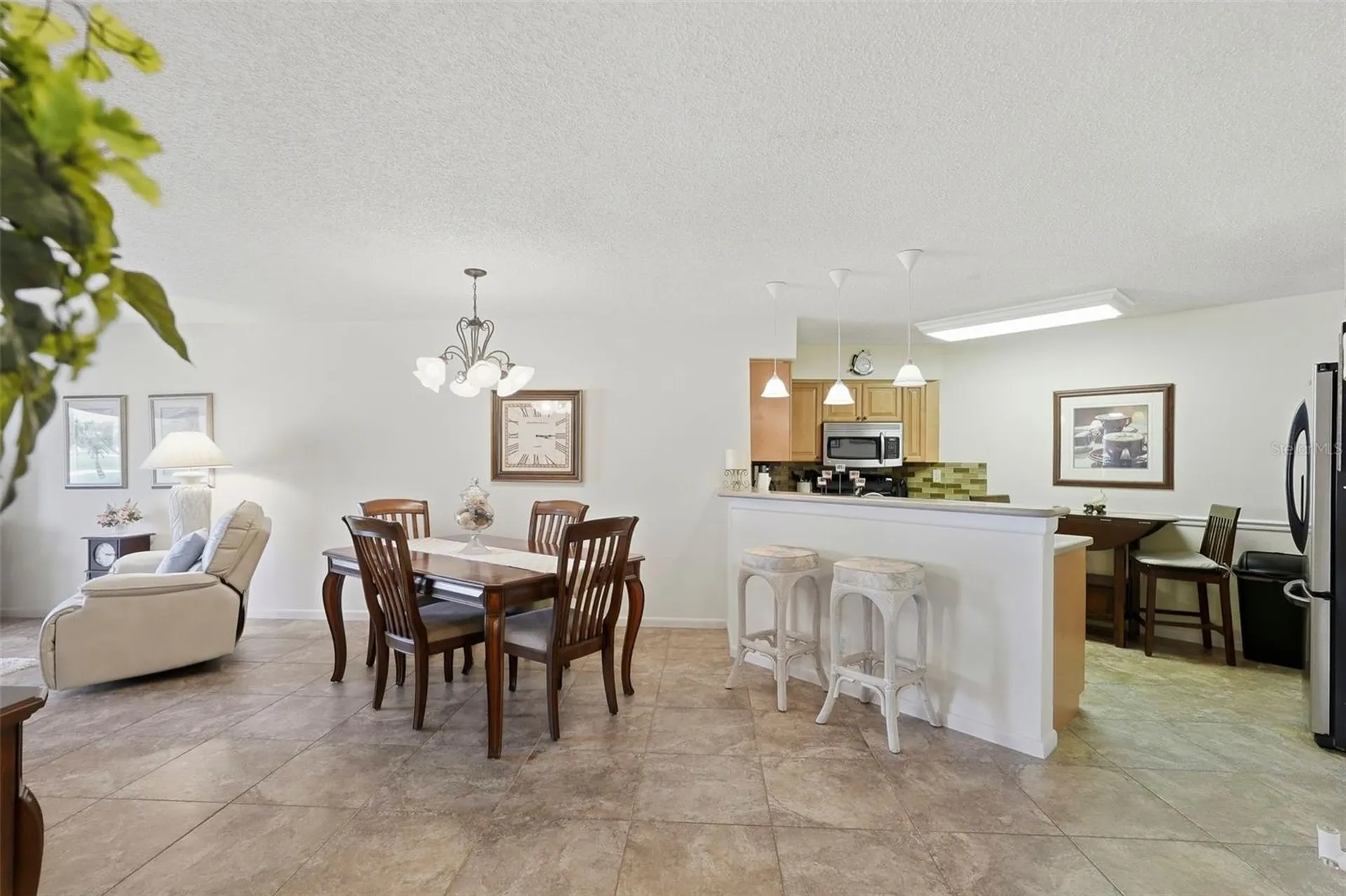 6077 Bahia Del Mar Boulevard St Petersburg FL 33715