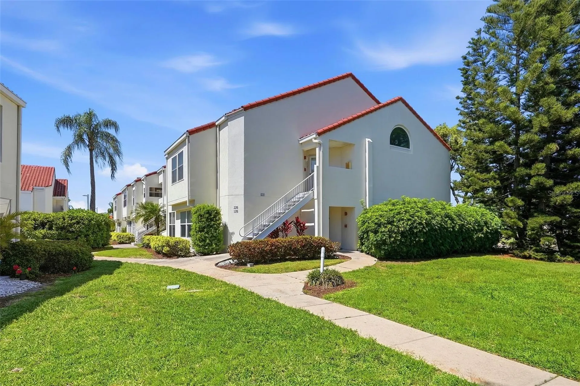 6077 Bahia Del Mar Boulevard St Petersburg FL 33715
