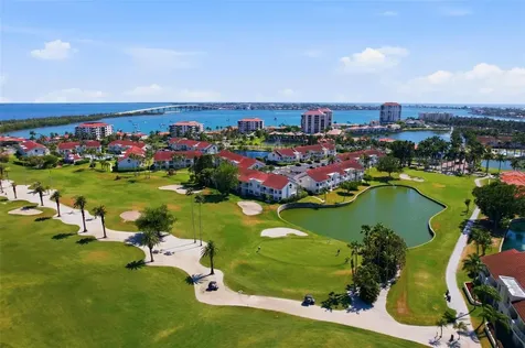 6077 Bahia Del Mar Boulevard St Petersburg FL 33715