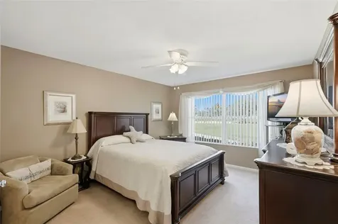 6077 Bahia Del Mar Boulevard St Petersburg FL 33715