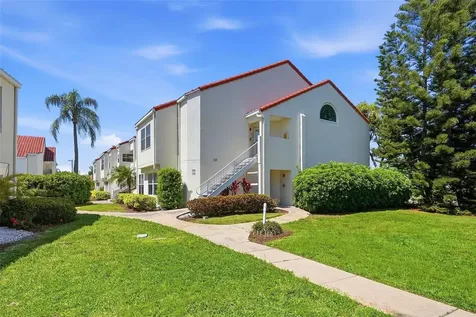 6077 Bahia Del Mar Boulevard St Petersburg FL 33715