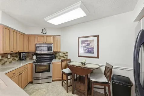 6077 Bahia Del Mar Boulevard St Petersburg FL 33715