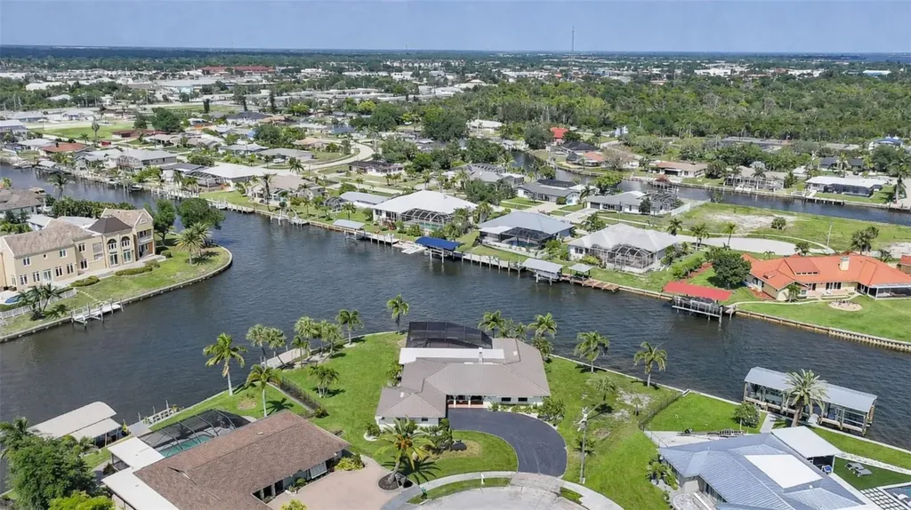 374 Severin Road SE Port Charlotte FL 33952