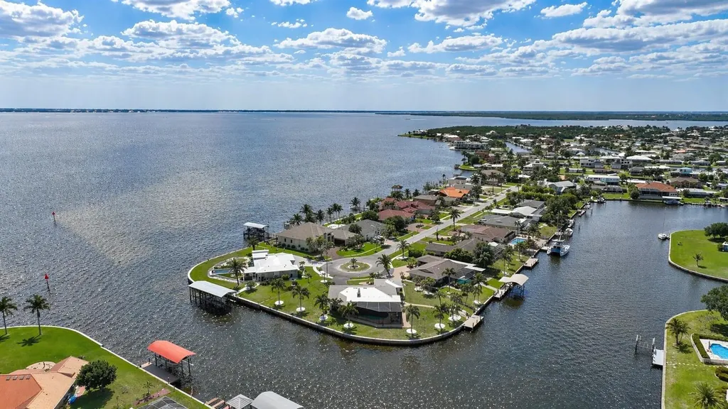 374 Severin Road SE Port Charlotte FL 33952