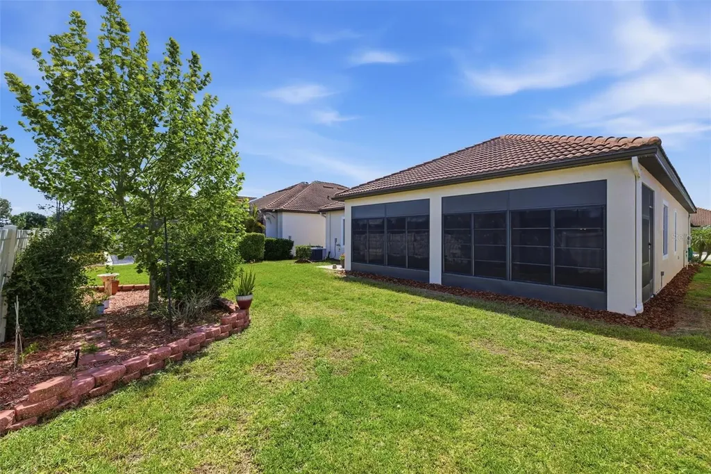 5410 Story Grass Court Wimauma FL 33598