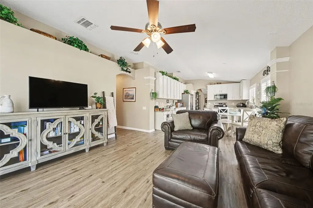 1823 Laurel Brook Loop Casselberry FL 32707
