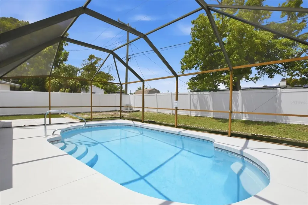3106 Oxford Drive W Bradenton FL 34205
