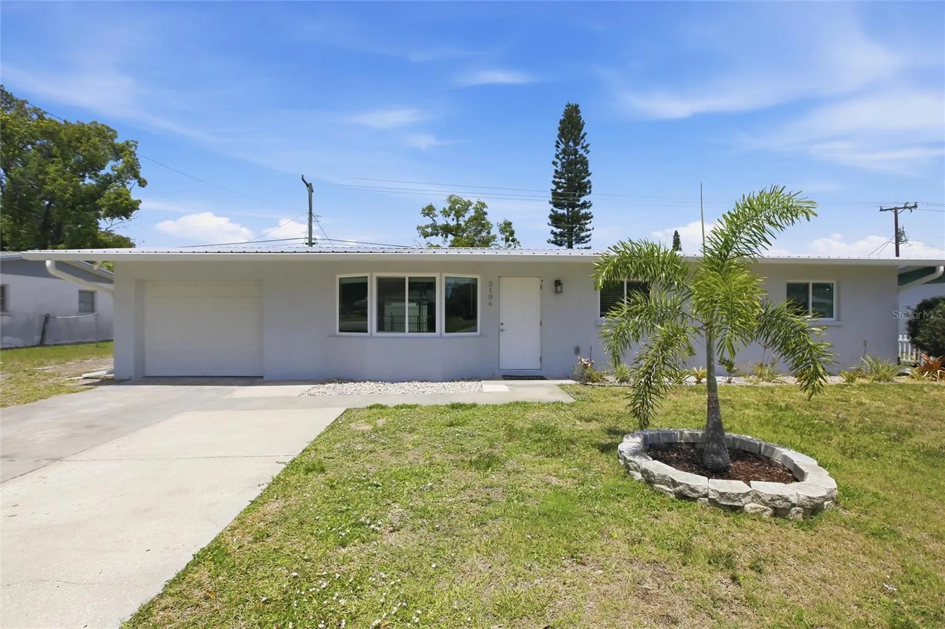 3106 Oxford Drive W Bradenton FL 34205
