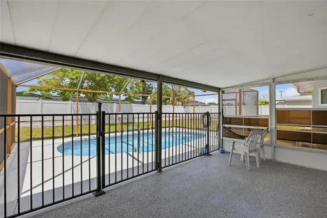 3106 Oxford Drive W Bradenton FL 34205