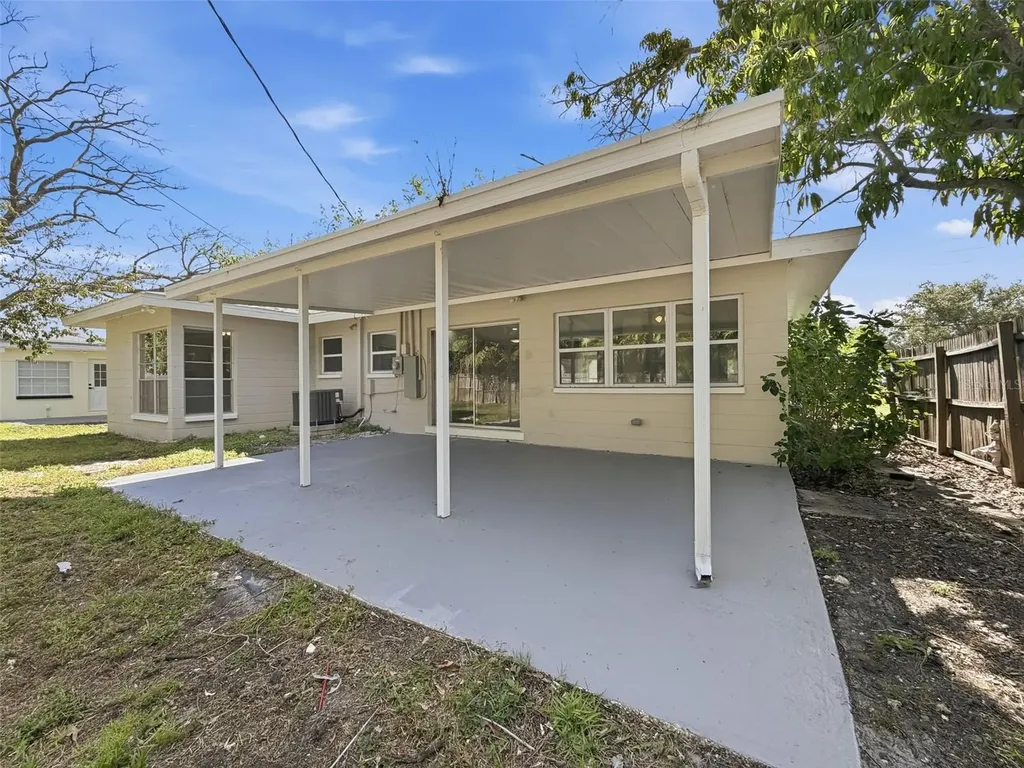 4221 Shore Acres Boulevard NE St Petersburg FL 33703