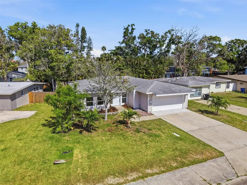 4221 Shore Acres Boulevard NE St Petersburg FL 33703