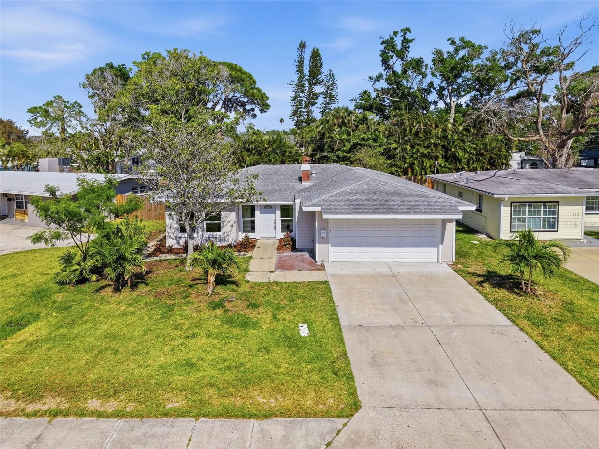 4221 Shore Acres Boulevard NE St Petersburg FL 33703