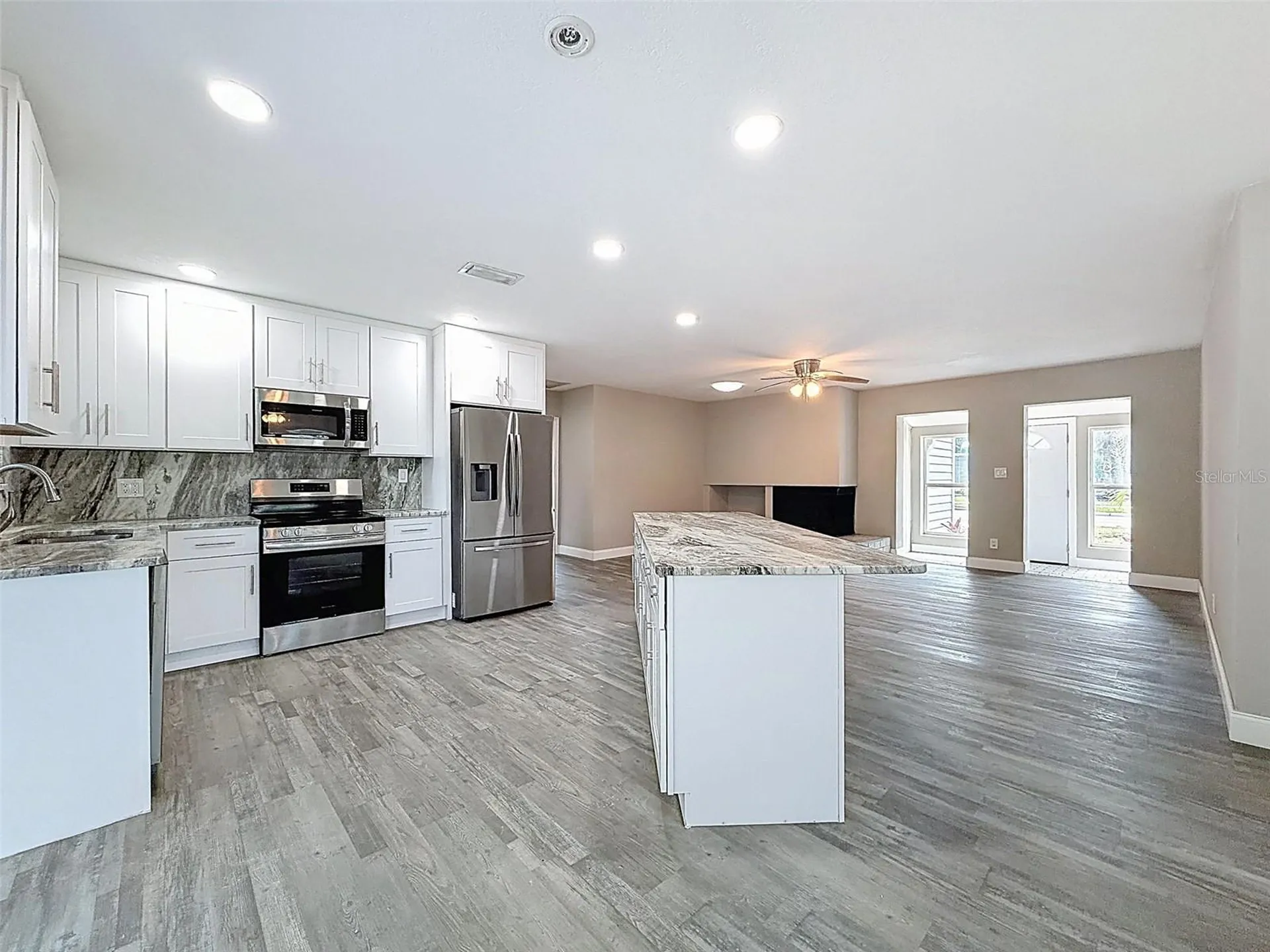4221 Shore Acres Boulevard NE St Petersburg FL 33703