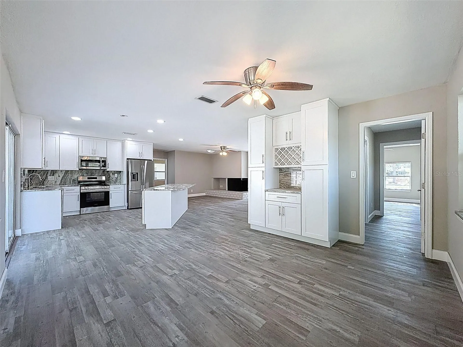 4221 Shore Acres Boulevard NE St Petersburg FL 33703
