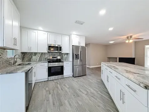 4221 Shore Acres Boulevard NE St Petersburg FL 33703