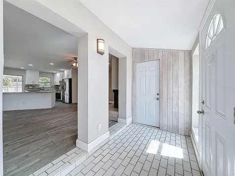4221 Shore Acres Boulevard NE St Petersburg FL 33703