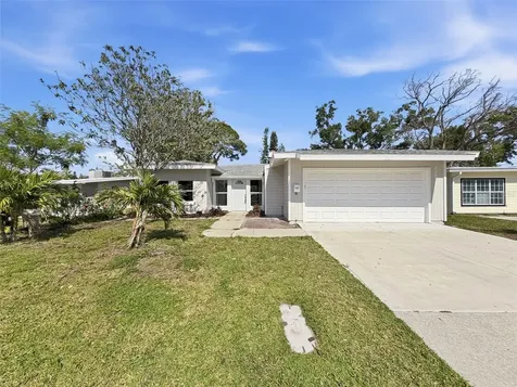 4221 Shore Acres Boulevard NE St Petersburg FL 33703