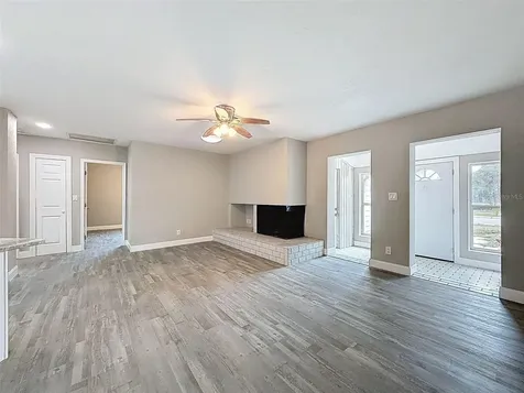 4221 Shore Acres Boulevard NE St Petersburg FL 33703