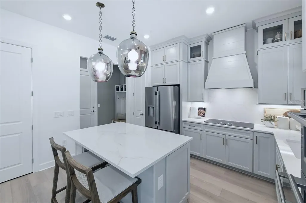 7444 Summer Court Sarasota FL 34231